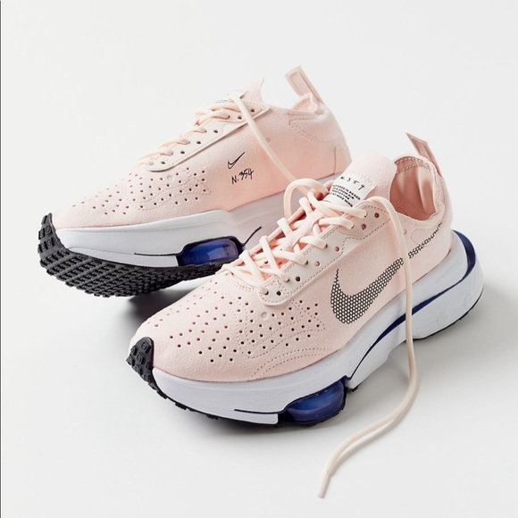 Nike Suede Shoes - Picture 1 of 1